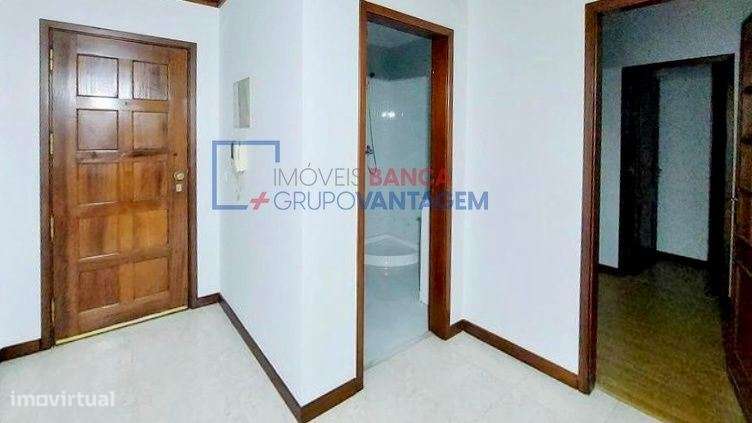 T3 com 113 m2 em Algueirão-Mem Martins - Grande imagem: 2/17