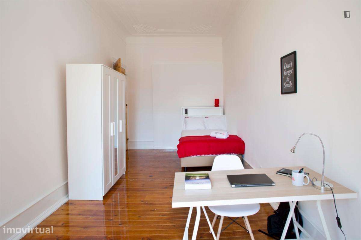 Quarto - localizado em Saldanha Lisbon - Grande imagem: 2/10