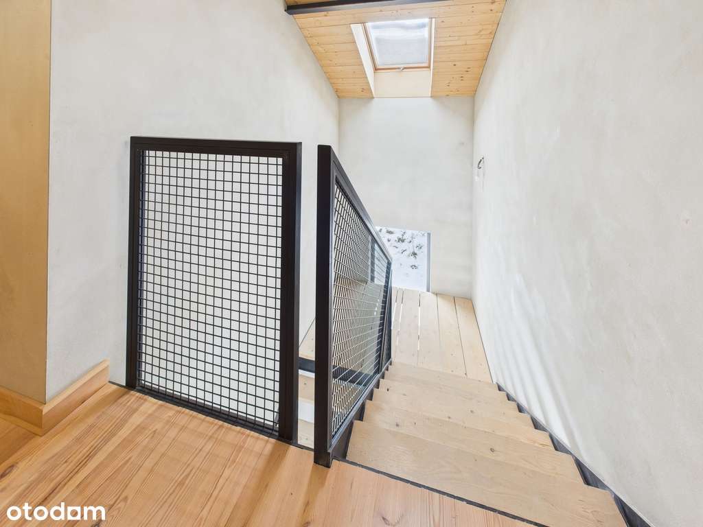 Dom z widokiem na J. Czorsztyńskie i dwa zamki-17