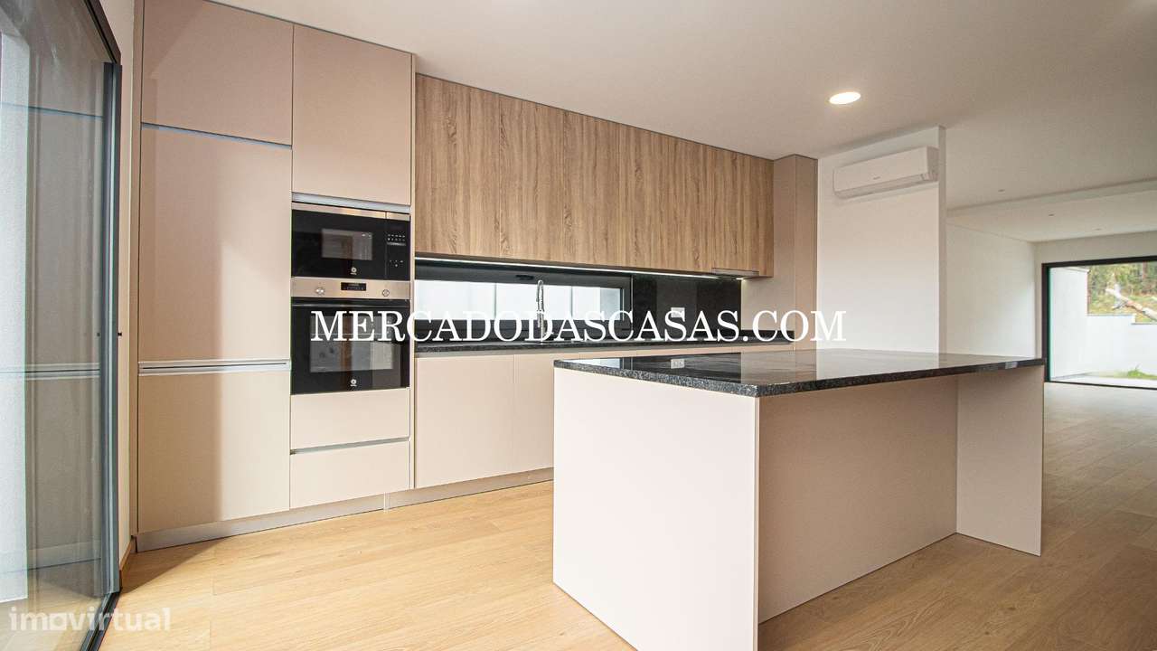 Moradia de Excelência em Lobão, bons acessos - Grande imagem: 3/25