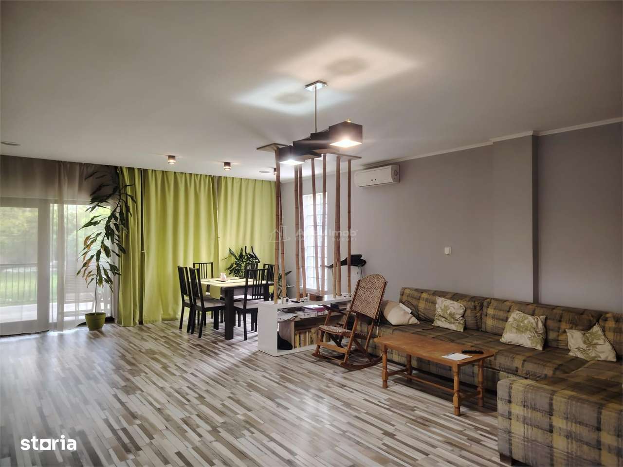 OCAZIE UNICA!!! Vila de lux, intr-o zona linistita, la 20 minute de Pl - Imagine principală: 2/20
