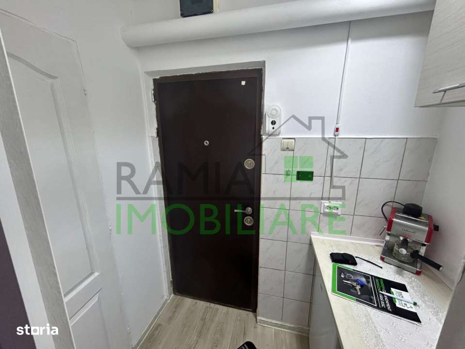 Garsoniera functionala in Tractorul – ideala pentru locuire sau inve-4