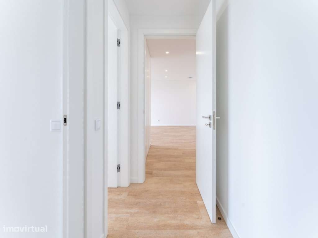 Apartamento T2 na Nazaré - Vista Mar com piscina e garagem-31