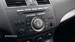 Mazda 3 2.0 Exclusive + - 28