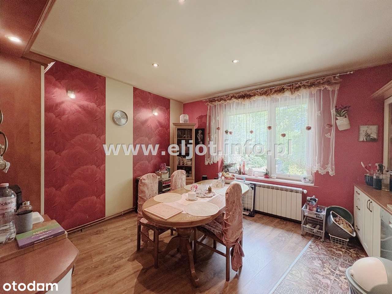 Budynek usługowo-mieszkalny 2piętrowy przy SCC-3