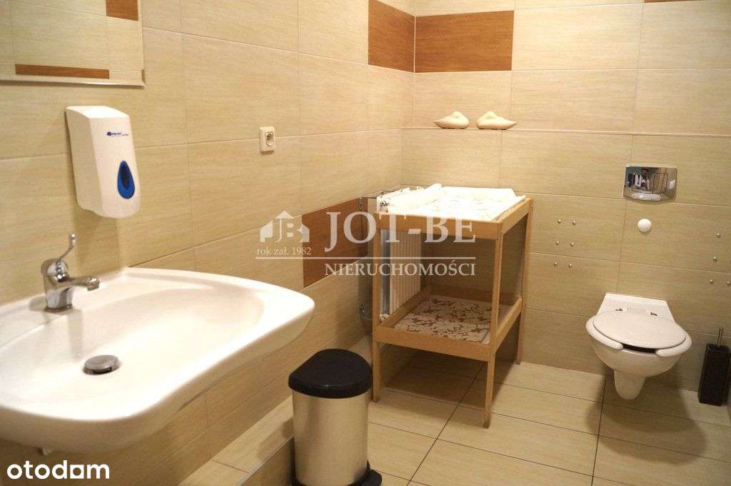 Lokal medyczny w budynku Ośrodku Zdrowia. - Pełny obrazek: 5/9