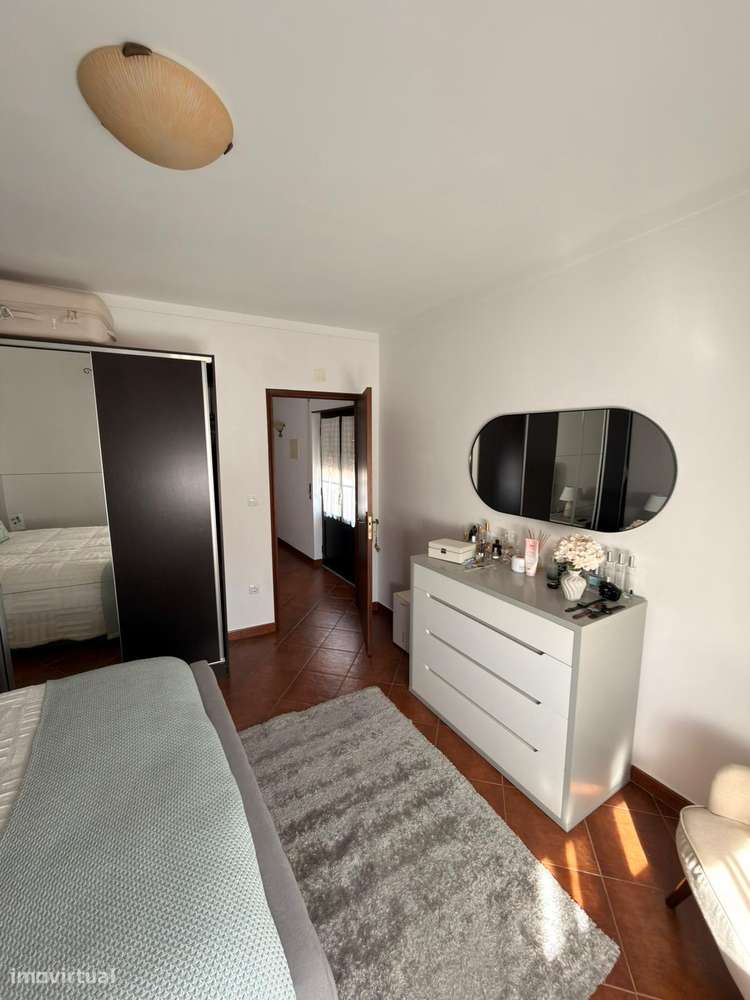 Moradia independente T2 - Grande imagem: 4/12