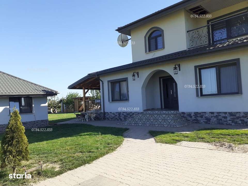 Vila spațioasă MOBILATĂ cu piscină și garaj – comuna Berceni Ilfov - Imagine principală: 2/18