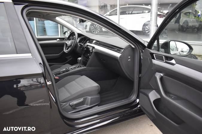 Volkswagen Passat 2.0 TDI DSG Comfortline - 40