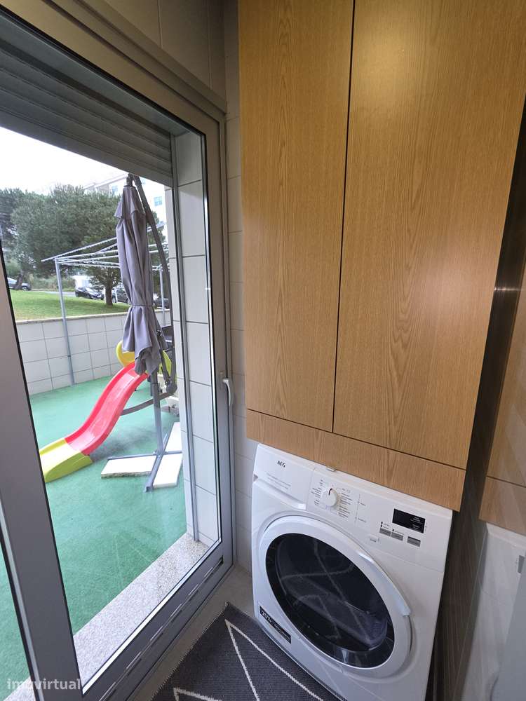 Fantástico apartamento T3 com terraço nos Passionistas-31