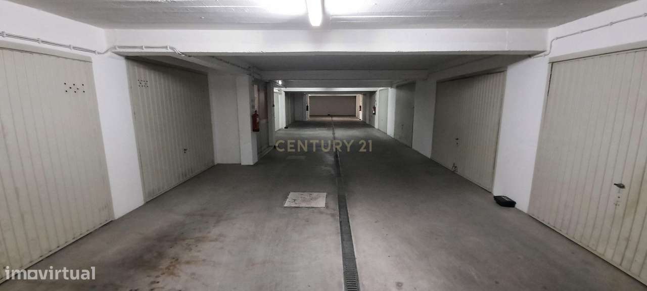 Apartamento T2 em condomínio fechado Monte Estoril - Grande imagem: 4/5