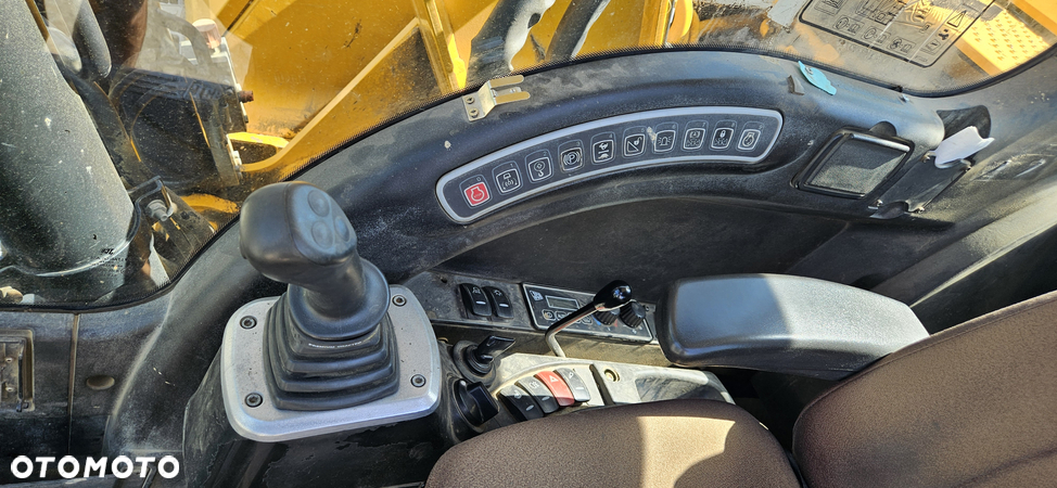 JCB JS145W - 8