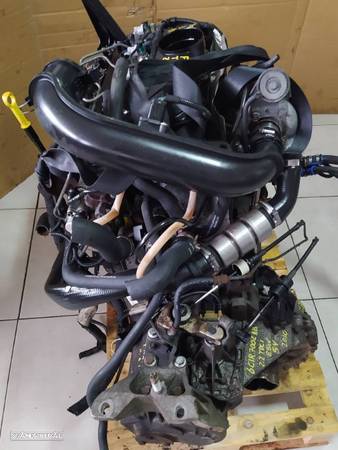 Motor Ford Transit 2.2TDCI 85cv P8FA  caixa 5 velocidades 6C1R 7002 AB - 7