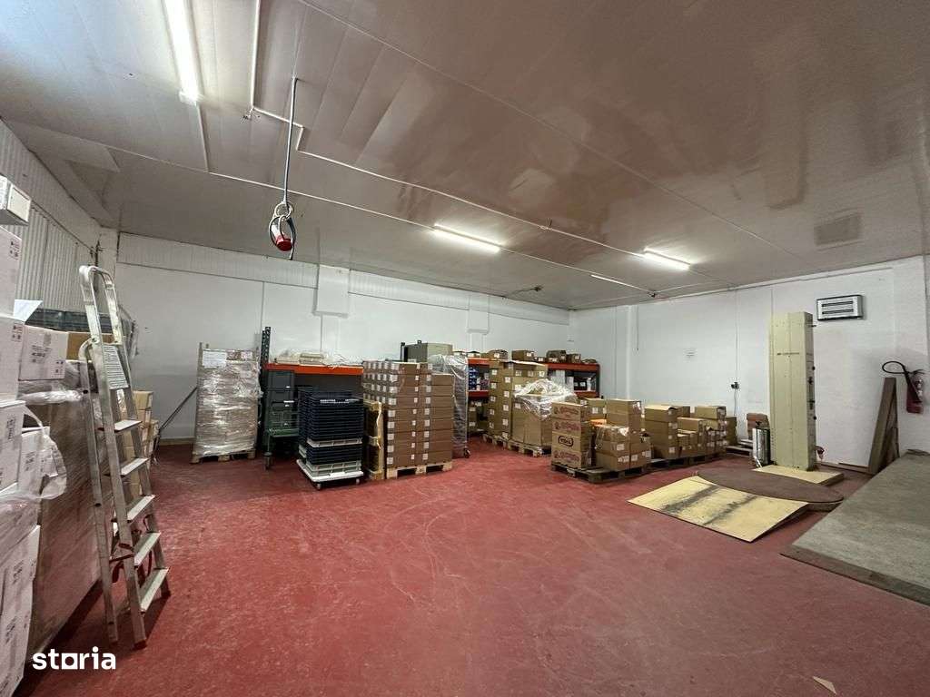 Hala de vanzare in zona industriala-5