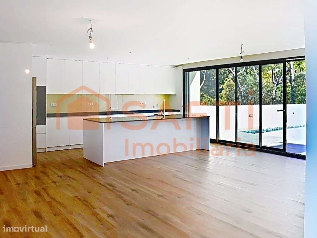 Moradia T3+1 arquitetura contemporânea com piscina em Barcarena - Grande imagem: 4/55