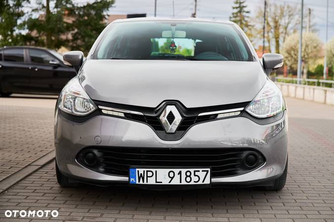 Renault Clio - 6