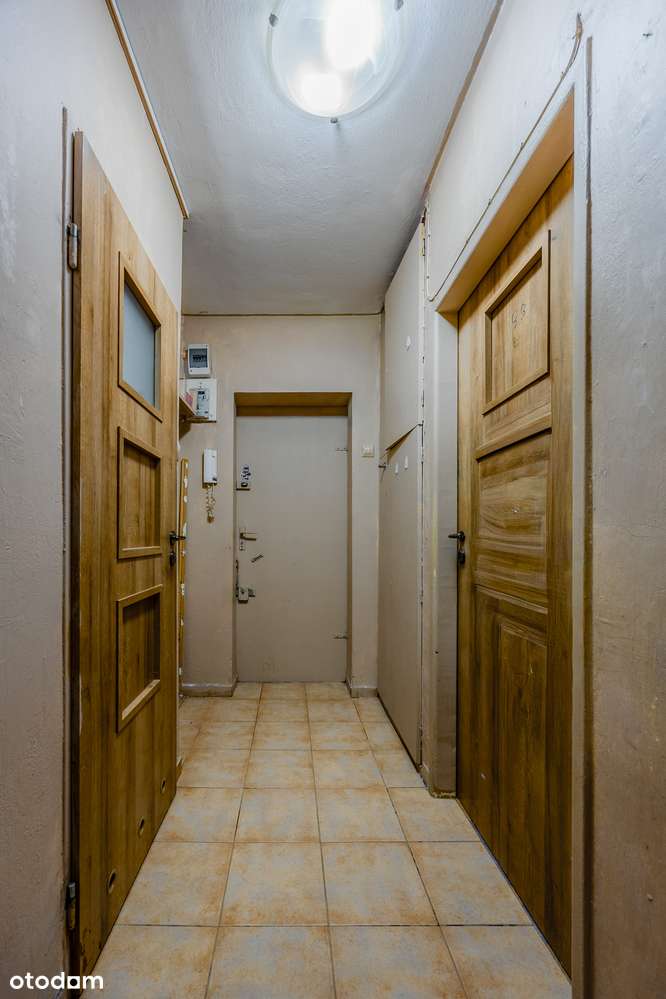 Klimatyczne mieszkanie w sercu OCHOTY!-7