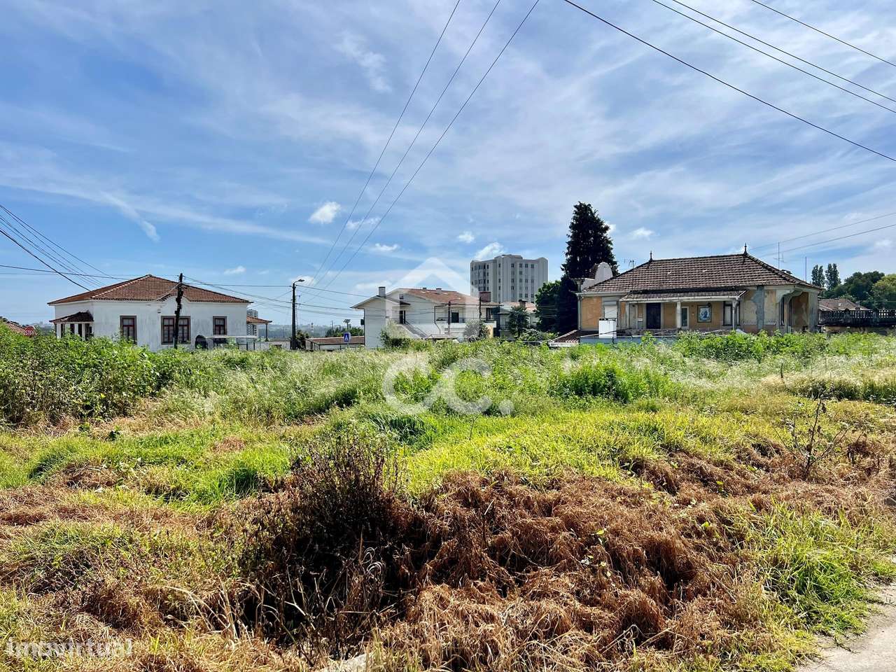 Quinta Senhorial T7 para reabilitação com elevado potencial construtiv-17