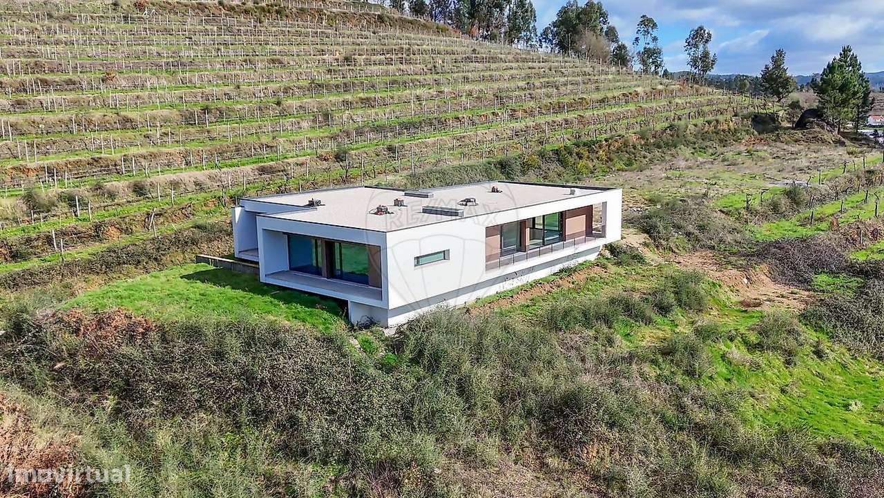 Moradia T3 para venda - Grande imagem: 2/50