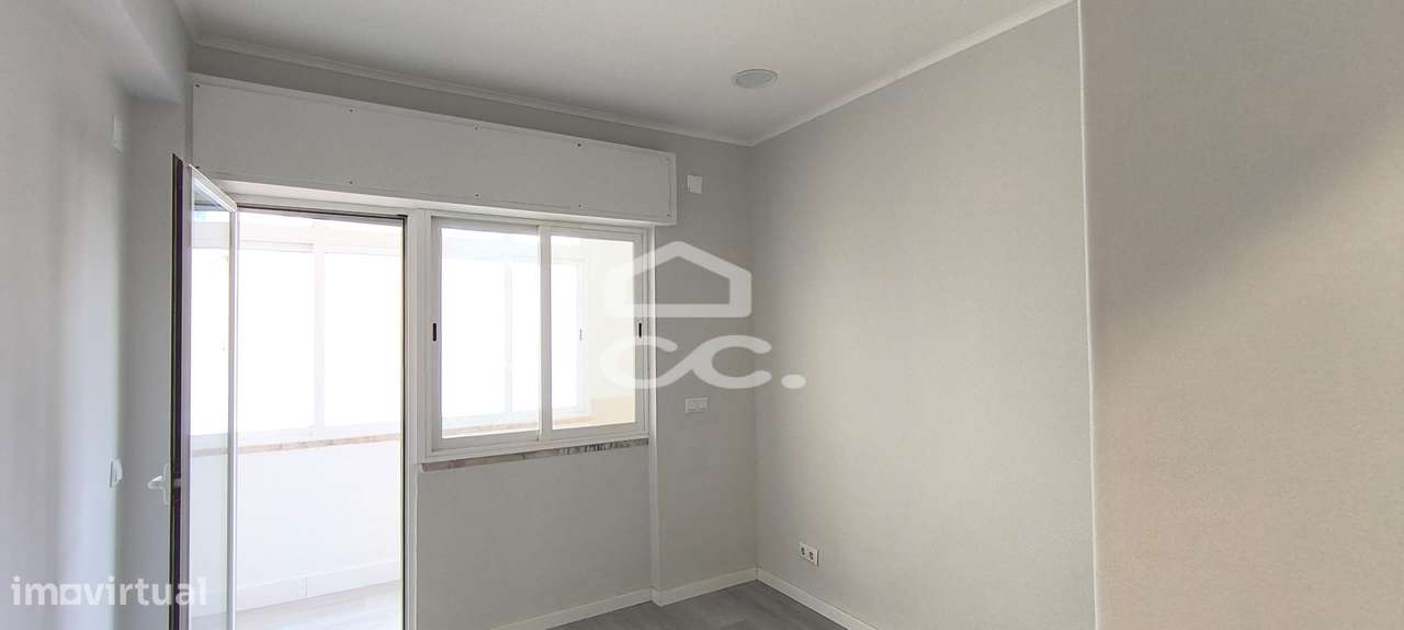 Apartamento T1 Amadora-21