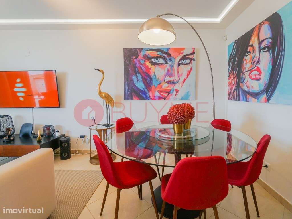 Moradia V3+2 Moderna com Piscina e Garagem em Vilamoura - Grande imagem: 3/26