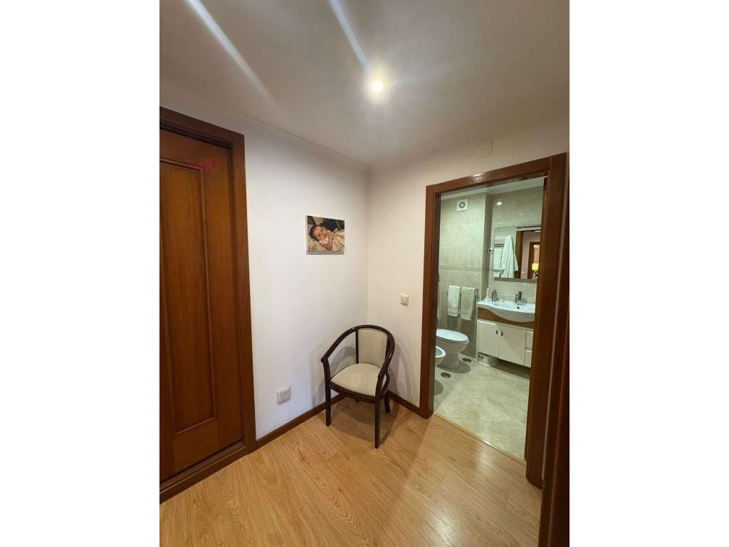 Excelente apartamento T2 para venda em Mem Martins-12