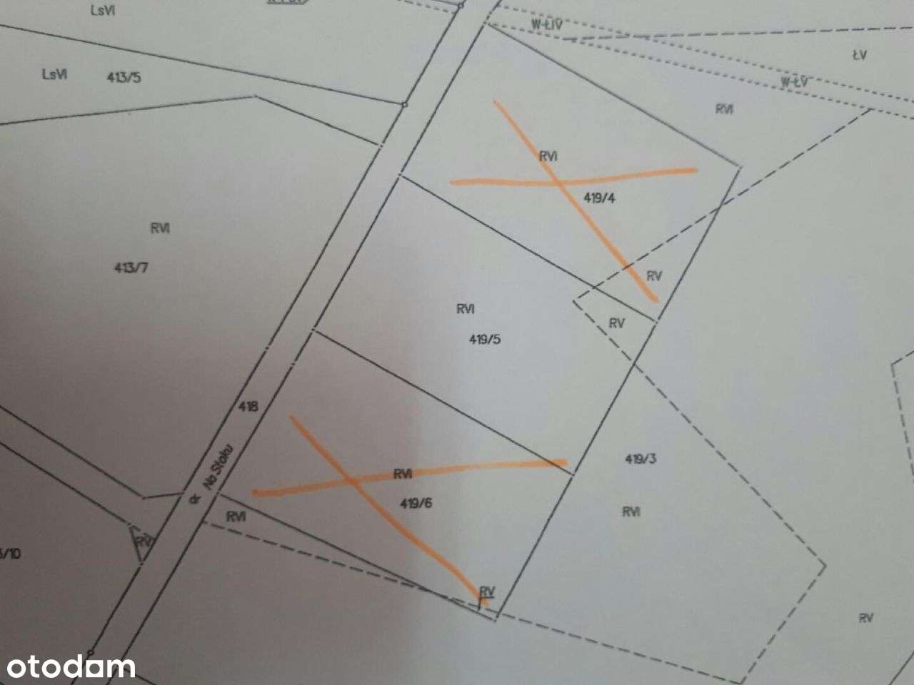 Sprzedam działkę budowlaną 1684m-7