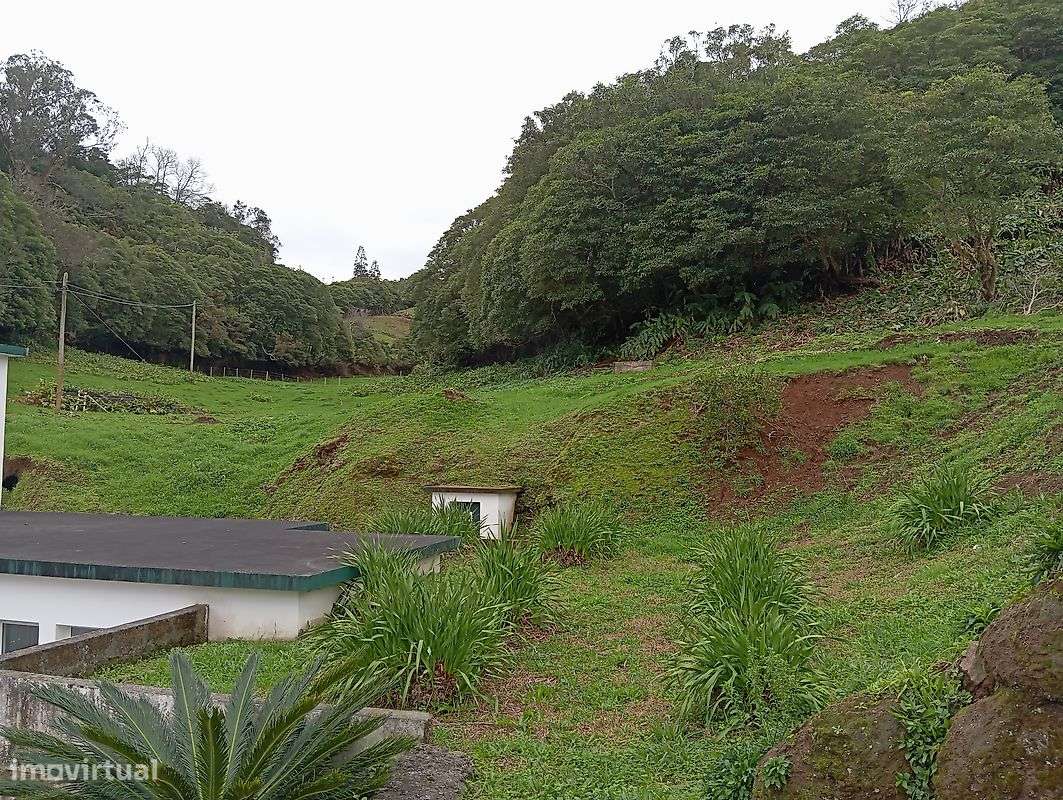 Terreno  para venda - Grande imagem: 2/4