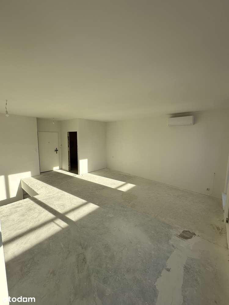 Dwupoziomowy apartament z wyjątkowym widokiem - STAN DEWELOPERSKI - Pełny obrazek: 3/15