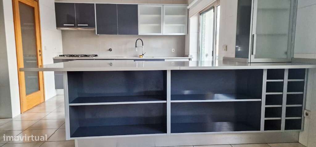 Moradia V4 em banda - Vieira do Minho-11