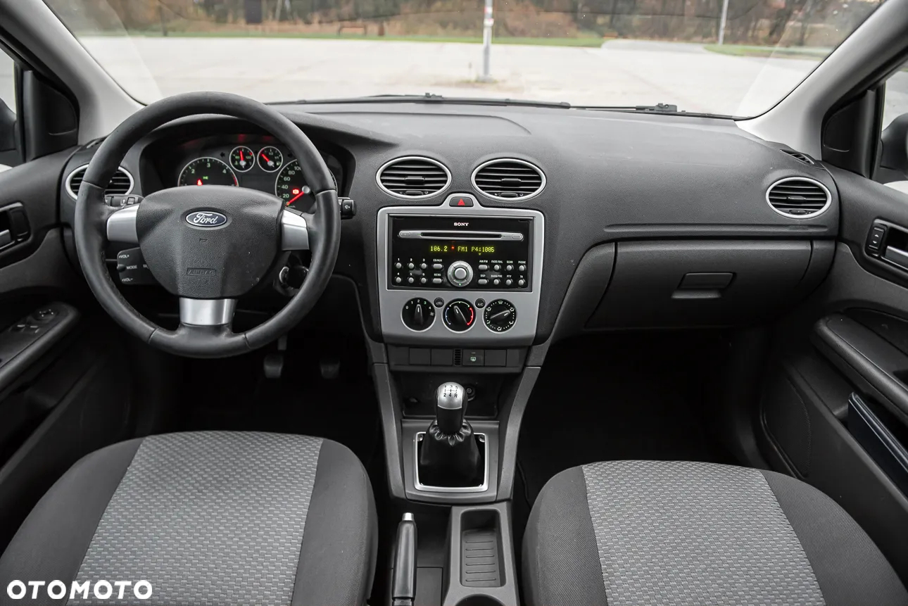 Ford Focus 1.6 TDCi Ghia - 5