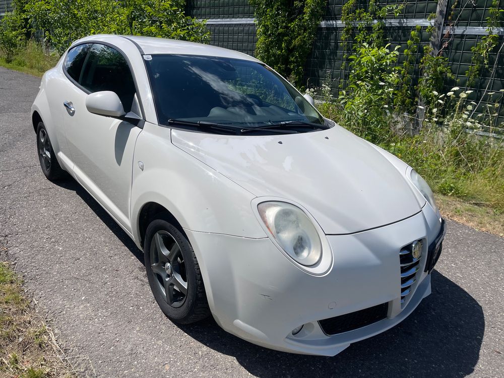 Alfa Romeo Mito 1.4 Distinctive 2011