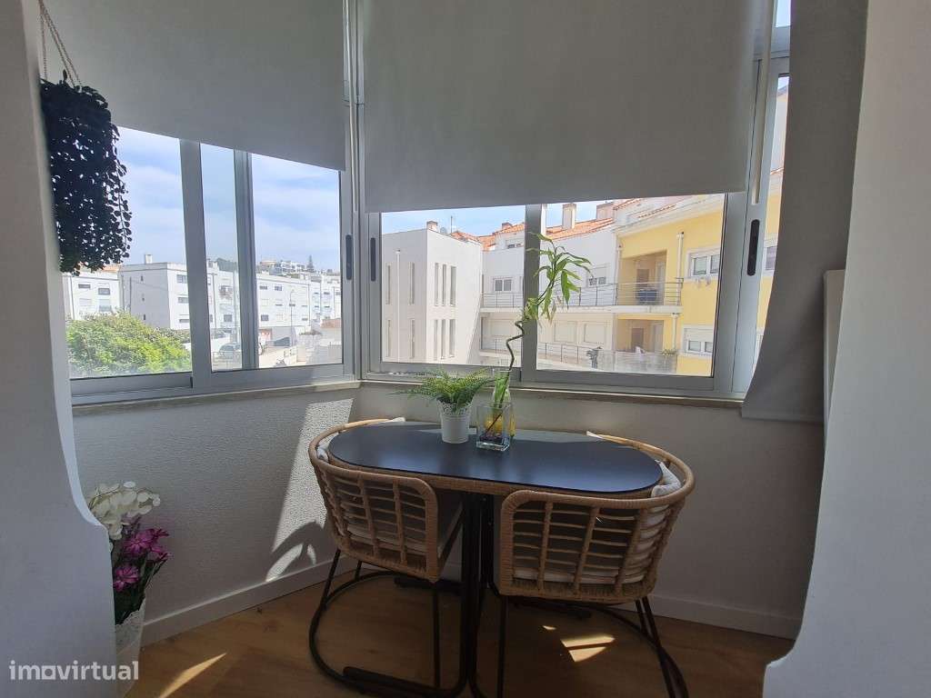 Vende-se T2+1 remodelado no centro-29