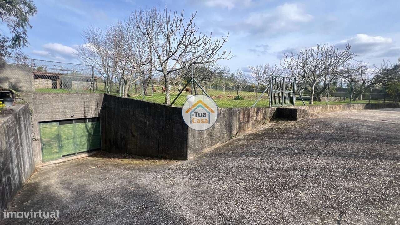 Quinta de 21.860m2 Murada com 3 Entradas, Potencial para Moradia ou Lo - Grande imagem: 3/39