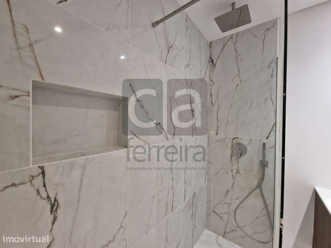 Apartamento T3 Novo com possibilidade de fazer Duplex-18