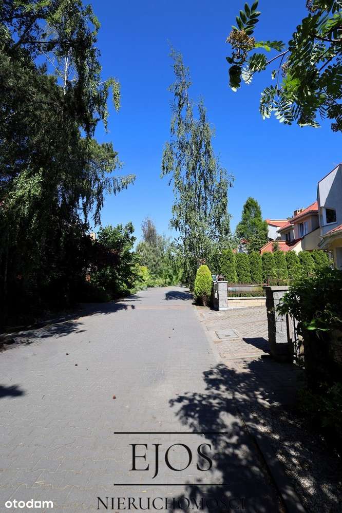 Piękny dom w sosnowym Otwocku - Pełny obrazek: 4/10