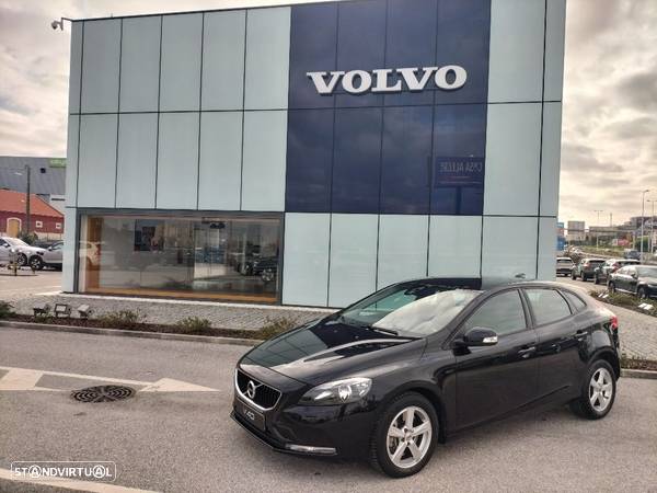 Volvo V40 2.0 D2 Kinetic Geartronic - 1