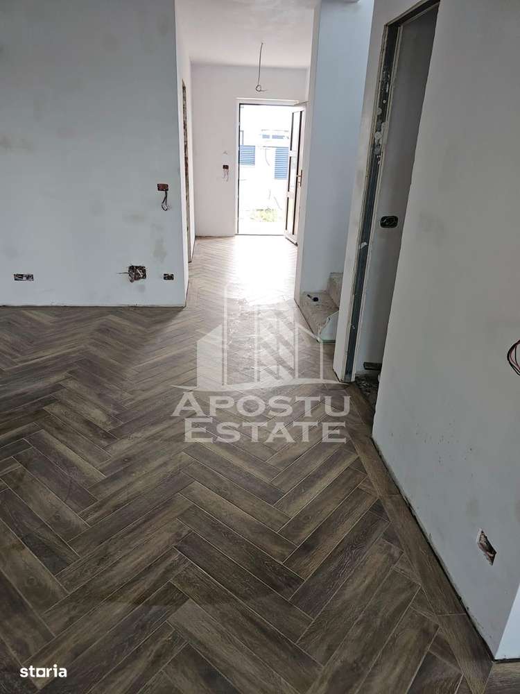 Duplex PREMIUM 5 camere in Mosnita Noua, 50m pana la asflalt - Imagine principală: 2/6