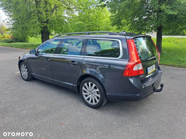 Volvo V70 D3 Geartronic Momentum - 6