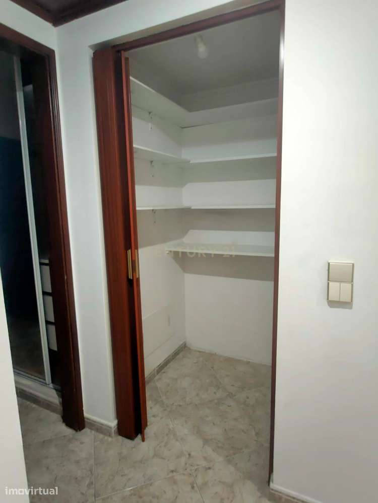 Apartamento T2 em Quinta do Conde, Sesimbra-10