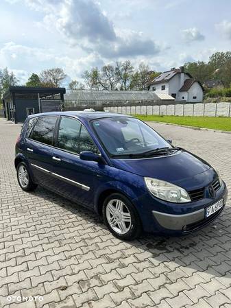 Renault Scenic 2.0 16V Privilege - 1