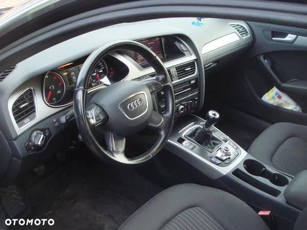 Audi A4 2.0 TDI DPF Ambition - 7