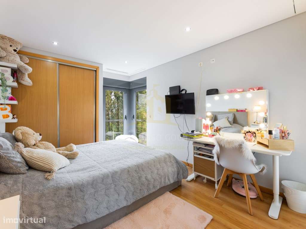 Moradia de Luxo Exclusiva de Arquitetura Moderna-22
