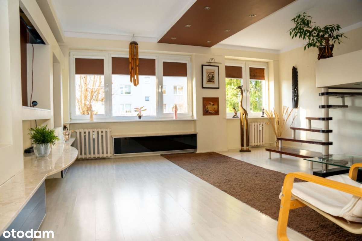 Przestronne mieszkanie w dobrej lokalizacji - Pełny obrazek: 4/17
