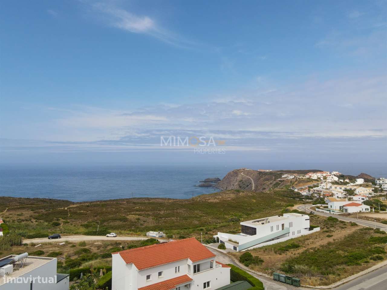 Bonita moradia T4 com piscina e vista mar perto de Vale da Telha - Grande imagem: 5/13
