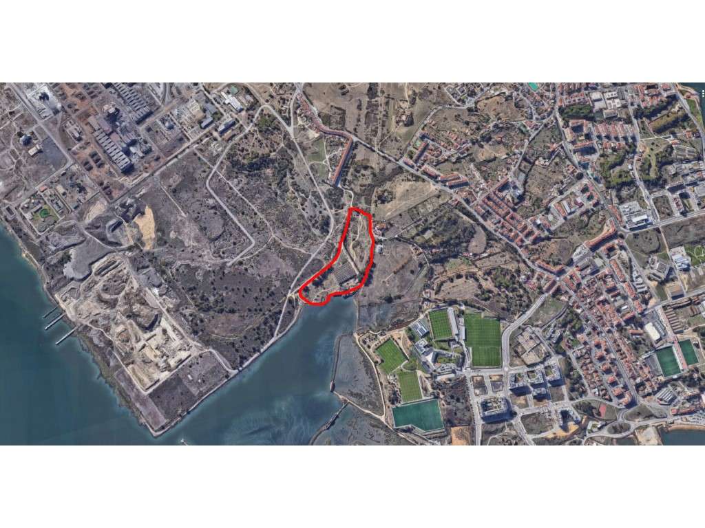 Terreno Industrial com 60.000 m2 no Seixal - Grande imagem: 4/5