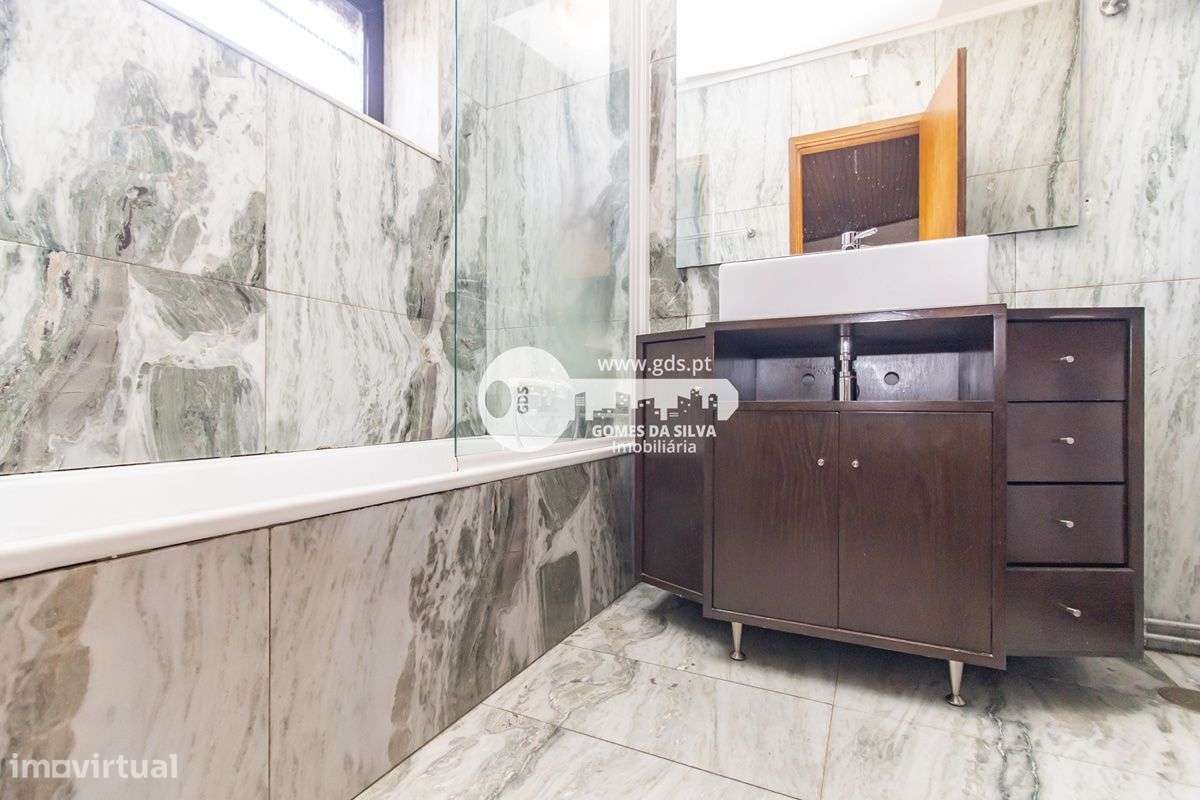 Moradia individual em Nogueiró c/2.500m2-36