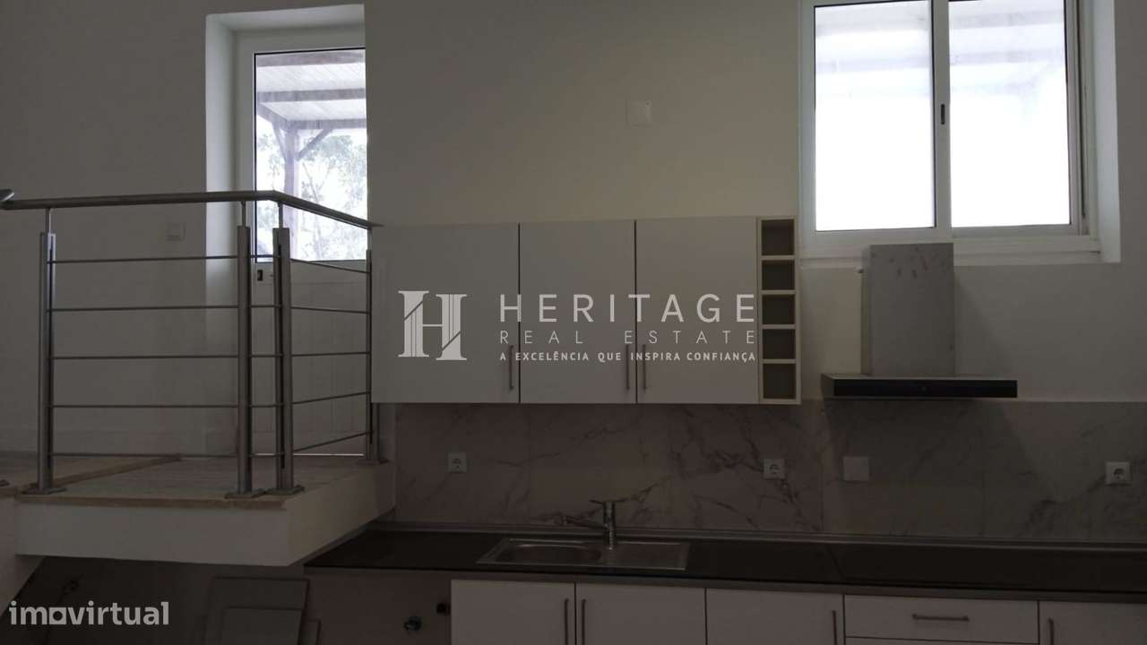 Loja com terraço no Barreiro-5