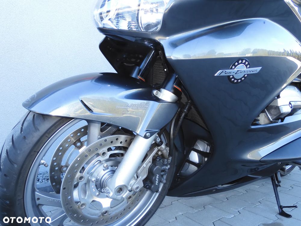 Pan European 1300#2008#LI...