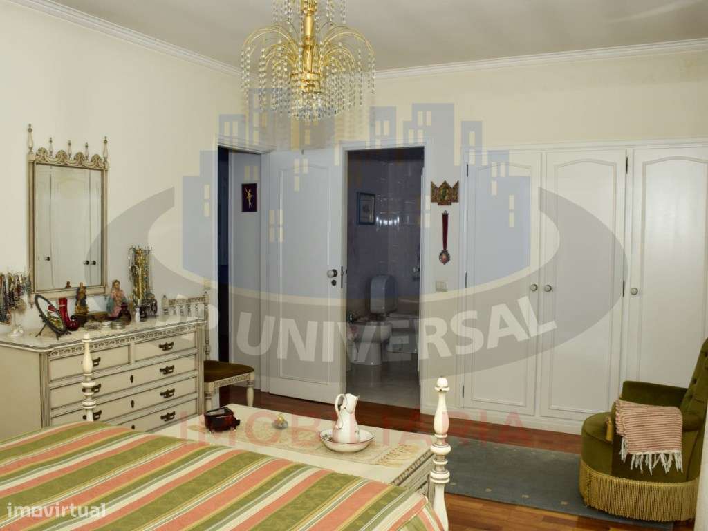 APARTAMENTO T5 NA AVENIDA MARQUÊS DE POMBAL DE LEIRIA COM VISTA PAR...-20